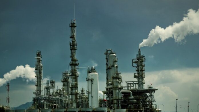 Malaysia_refinery.jpg