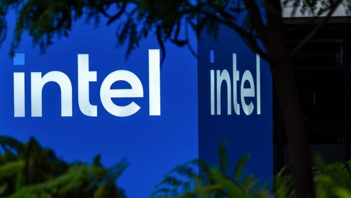 108201303-1758295013956-gettyimages-2235610710-INTEL_NVIDIA.jpeg